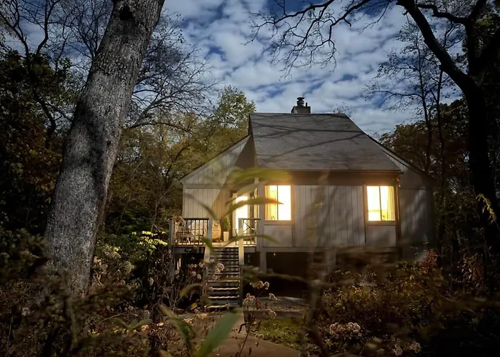 The Drey: A Private Retreat In The Treetop Canopy Casa de férias Guilford